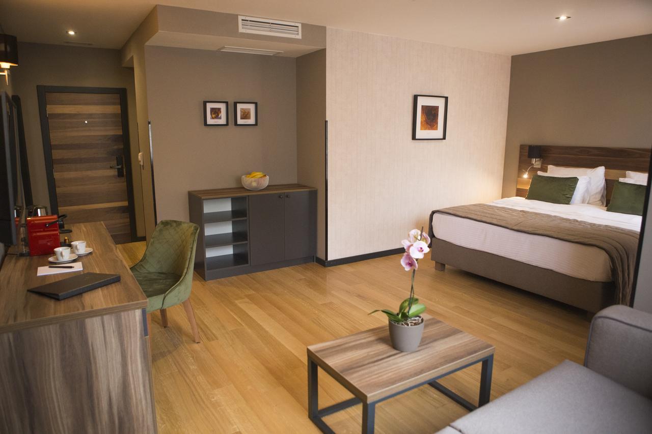 A Hoteli - Hotel Slatina Врнячка-Баня Екстер'єр фото