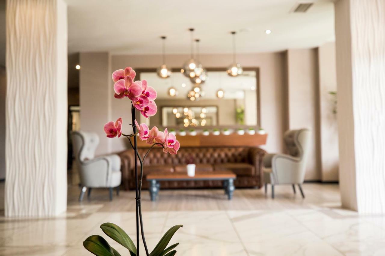 A Hoteli - Hotel Slatina Врнячка-Баня Екстер'єр фото