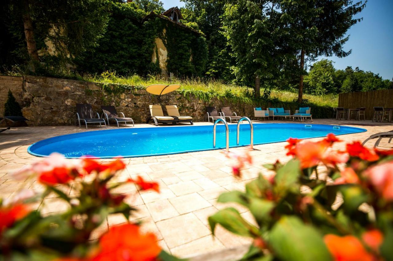 A Hoteli - Hotel Slatina Врнячка-Баня Екстер'єр фото