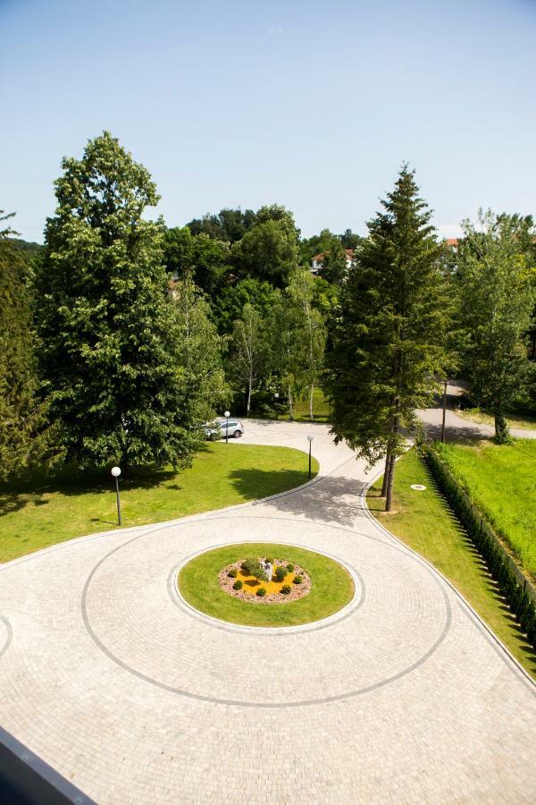 A Hoteli - Hotel Slatina Врнячка-Баня Екстер'єр фото
